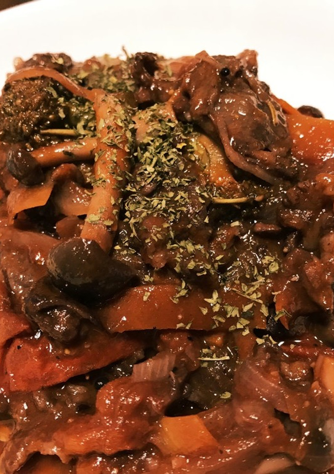 牛薄切り肉とトマトの赤ワイン煮風-レシピのメイン写真