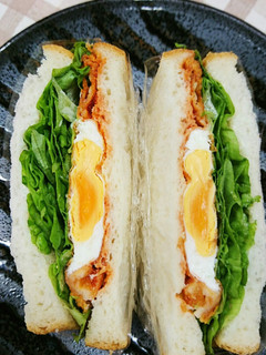 カリカリチーズの目玉焼きサンド-レシピのメイン写真