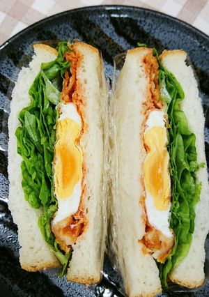 カリカリチーズの目玉焼きサンド-レシピのメイン写真