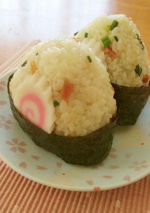 ラーメンの味がする♪おにぎり-レシピのメイン写真
