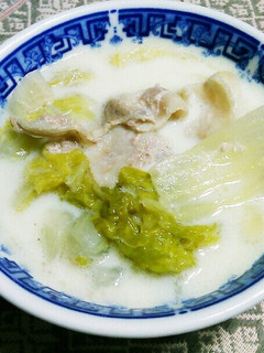 ⅲ白菜と豚肉の豆乳スープ-レシピのメイン写真