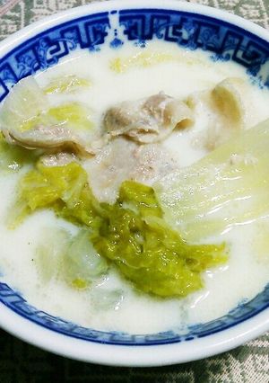 ⅲ白菜と豚肉の豆乳スープ-レシピのメイン写真