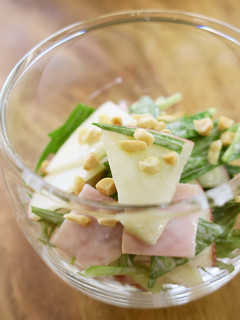 水菜とりんごのサラダby草津市-レシピのメイン写真