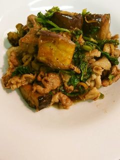 豚こまとセロリ葉炒め-レシピのメイン写真