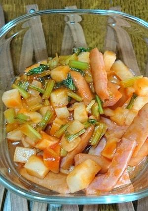 カブとソーセージのケチャップ炒め-レシピのメイン写真