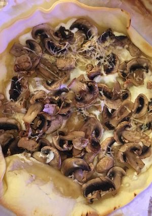 簡単フランス料理　キノコピザ-レシピのメイン写真