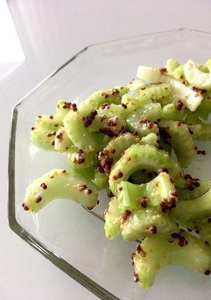 セロリの粒マスタードサラダ-レシピのメイン写真