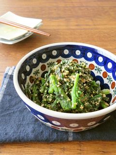絶品☆春菊のごま和え☆お弁当にも♪-レシピのメイン写真
