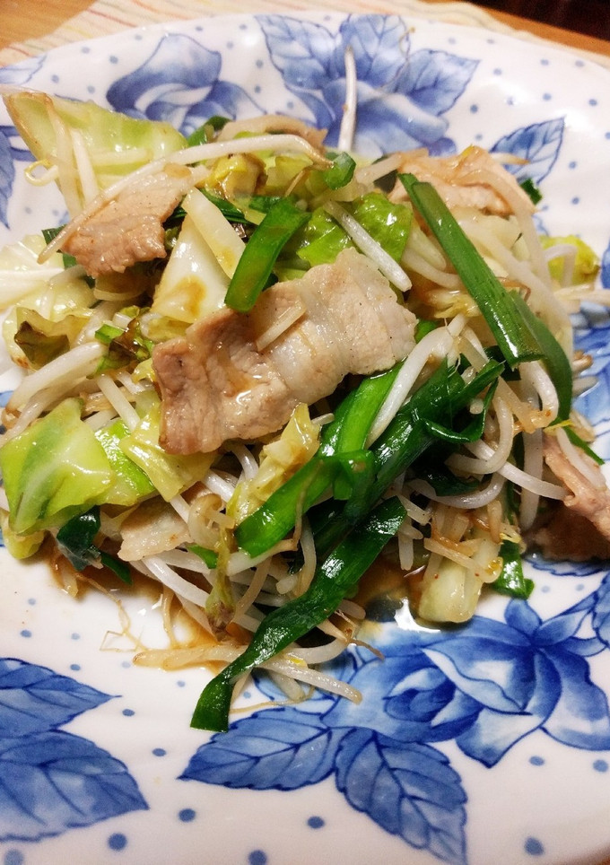 もやしとにらの♪簡単焼肉のタレ炒め♥-レシピのメイン写真
