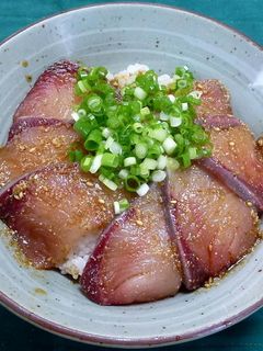 柚子胡椒風味のごまハマチ丼-レシピのメイン写真