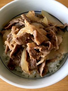 ストウブde簡単手作り牛丼♪-レシピのメイン写真