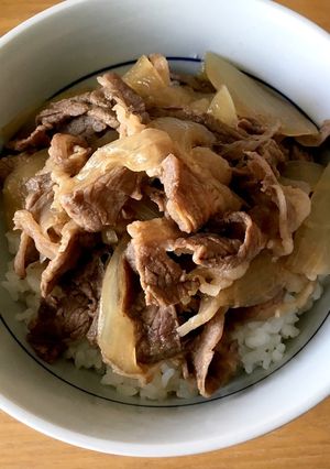 ストウブde簡単手作り牛丼♪-レシピのメイン写真