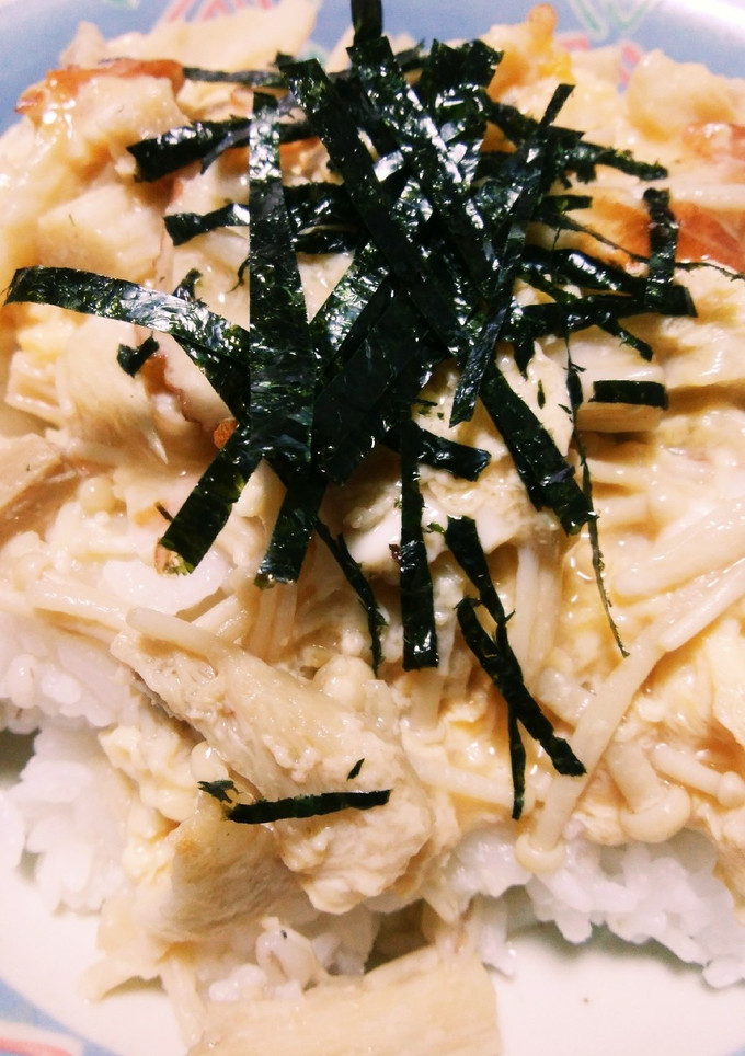 簡単ランチ　えのき ちくわ 卵とじ丼-レシピのメイン写真