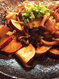 サツマイモと豚コマのオイマヨ炒め-レシピのメイン写真