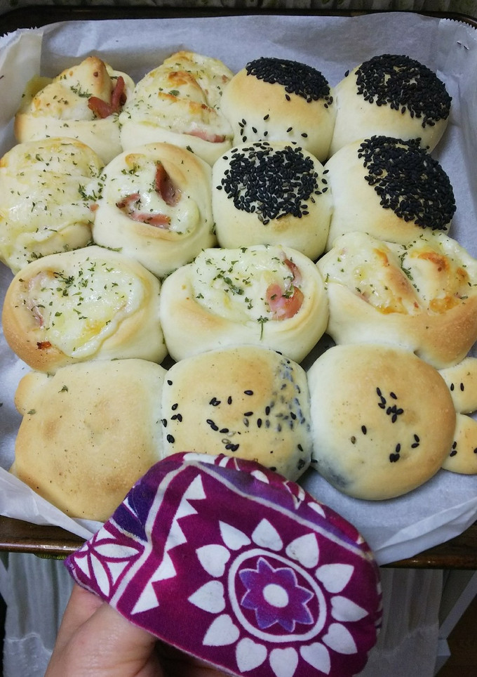 ～おやつ☺️に娘と２種類のパン☺️～-レシピのメイン写真