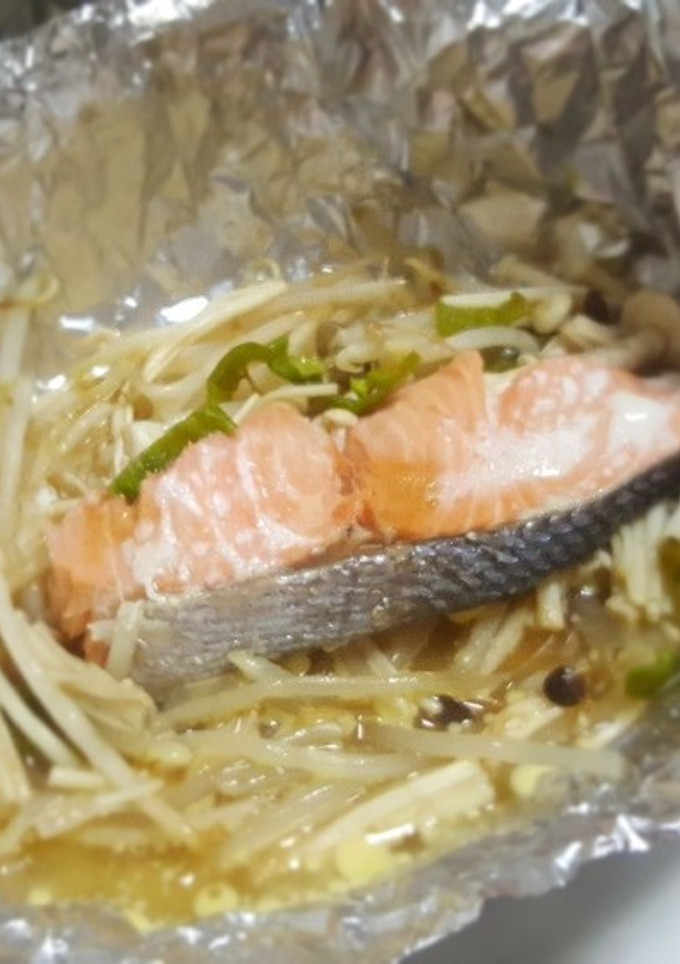 超簡単！鮭ときのこのホイル焼き-レシピのメイン写真