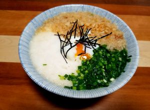 汁まで飲み干せる♪月見とろろうどん-レシピのメイン写真