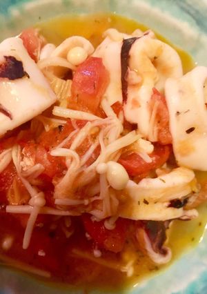 ヤリイカとトマトエノキのサッと炒め-レシピのメイン写真