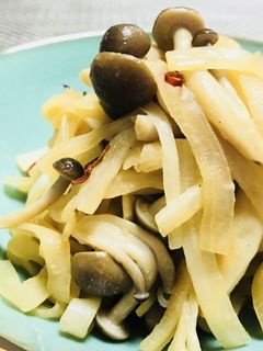材料2つ!大根としめじのキンピラ風-レシピのメイン写真