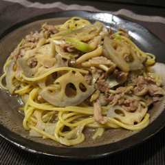 รูปของ 和風れんこんパスタ