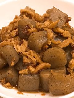 味染みこんにゃくと油揚げの甘辛炒め煮-レシピのメイン写真