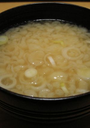 簡単おいしい揚げ玉の味噌汁(^・^)-レシピのメイン写真