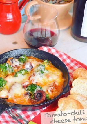 タコとブロッコリのトマトチリフォンデュ-レシピのメイン写真