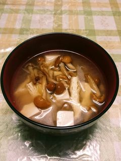 あったまる~豆腐となめこの味噌汁☆-レシピのメイン写真