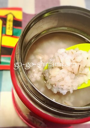 スープジャーでもち麦粥 お茶漬け海苔で-レシピのメイン写真