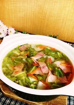 豆と野菜とベーコンのぽかぽか鍋-レシピのメイン写真
