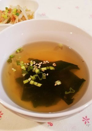 モヤシの醤油煮の煮汁で即席スープ♪-レシピのメイン写真