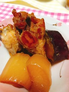 簡単!手羽元と大根とさつまいもの煮物-レシピのメイン写真