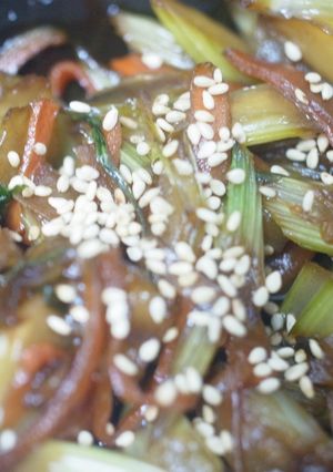余ったセロリの茎できんぴら-レシピのメイン写真