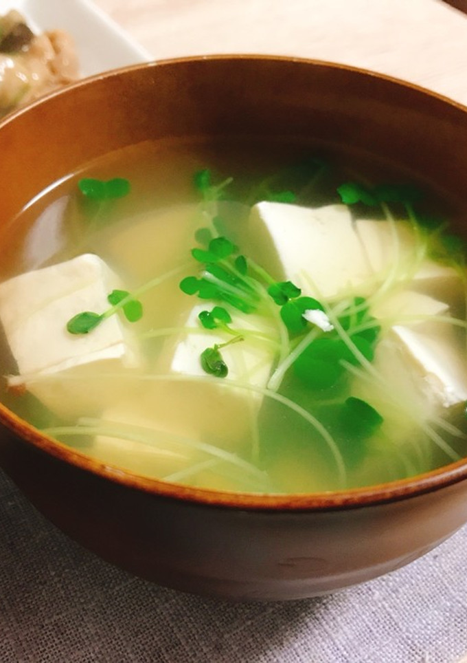 豆腐とカイワレのすまし汁-レシピのメイン写真