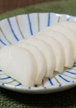 楽♪袋で混ぜて漬けるだけ☆大根のお漬け物-レシピのメイン写真
