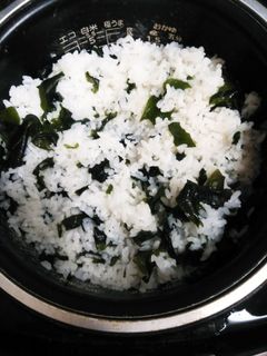 ワカメご飯-レシピのメイン写真