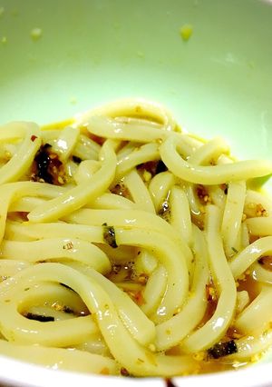 チンして混ぜるだけ！釜玉うどんひと工夫！-レシピのメイン写真