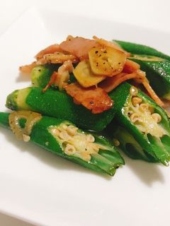 オクラとベーコンのガリバタ醤油炒め:-)-レシピのメイン写真