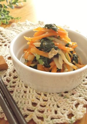 レンジで♪彩り野菜のオイスターごま油和え-レシピのメイン写真