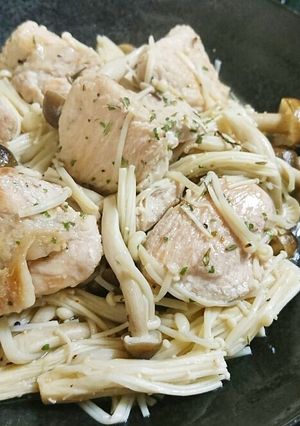 鶏肉ときのこのハーブ蒸し-レシピのメイン写真