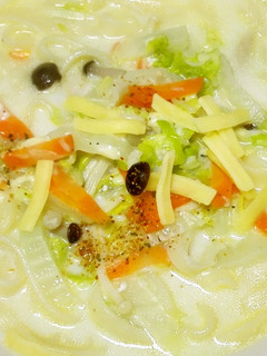 うどんだって白菜とミルク煮できた-レシピのメイン写真