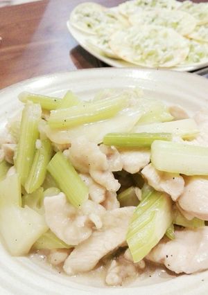 シャキシャキさっぱり！やみつき鶏セロリ-レシピのメイン写真