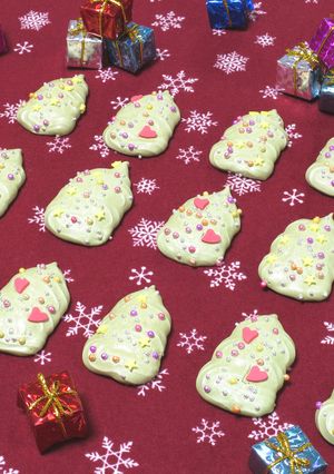 クリスマスツリーのメレンゲクッキー♪-レシピのメイン写真
