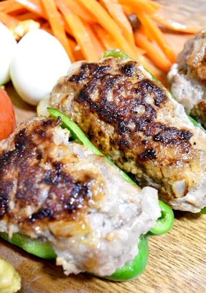 手作り挽肉！肉汁じゅわっピーマンの肉詰め-レシピのメイン写真