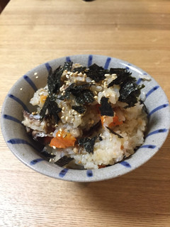 サバ缶で炊き込みご飯♪-レシピのメイン写真