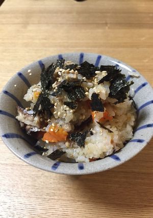 サバ缶で炊き込みご飯♪-レシピのメイン写真