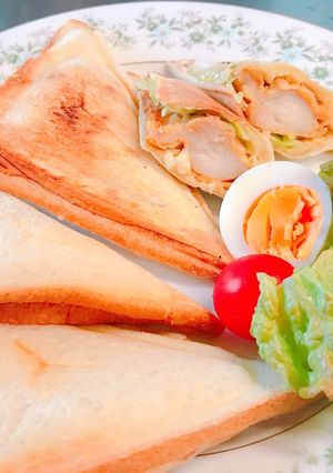 ゆっくり朝食に！チキン南蛮のホットサンド-レシピのメイン写真