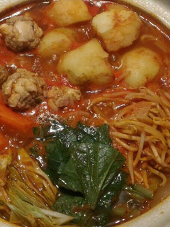 トマト鍋☆シメはラーメンかオムライス風。-レシピのメイン写真