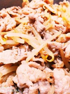 ★豚肉とモヤシのレモンバター炒め★-レシピのメイン写真