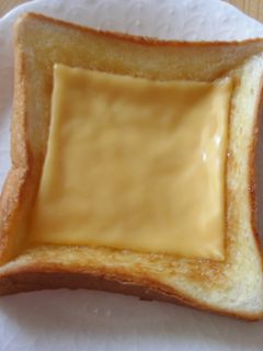チーズシュガートースト(^。^)-レシピのメイン写真